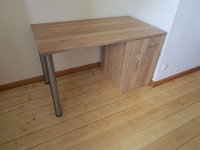 415_Schreibtisch