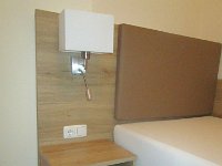 002_Bett_Nachttisch