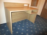 005_Wangenschreibtisch