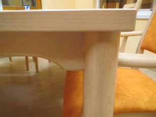 Tisch-Stuhl-kombinieren