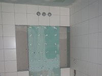 002_Badezimmerschraenkchen