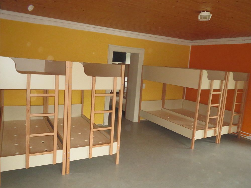 Etagenbett Für Jugendherberge : Etagenbett schrank einfach modern la literal sellex