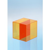 Modell J3003-1a2, Geometrischer Körper aus gefärbtem Acrylglas