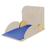 Wandwickeltisch mit blauer Wickelauflage
